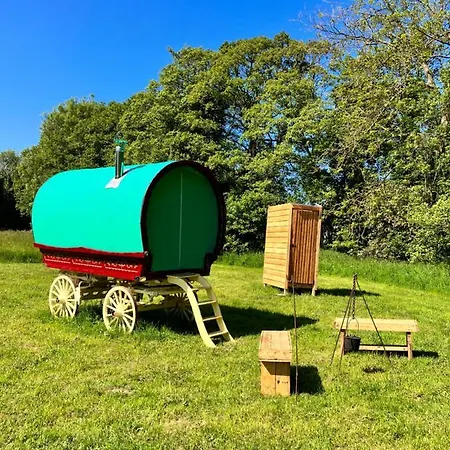 Romany Bow Gypsy Wagon @ Tin And Canvas Glamping,