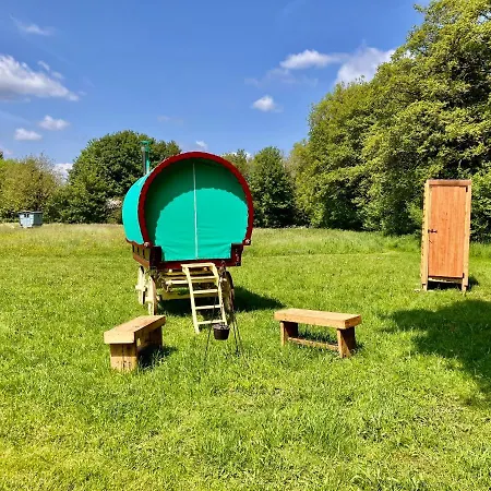 Romany Bow Gypsy Wagon @ Tin And Canvas Glamping, *