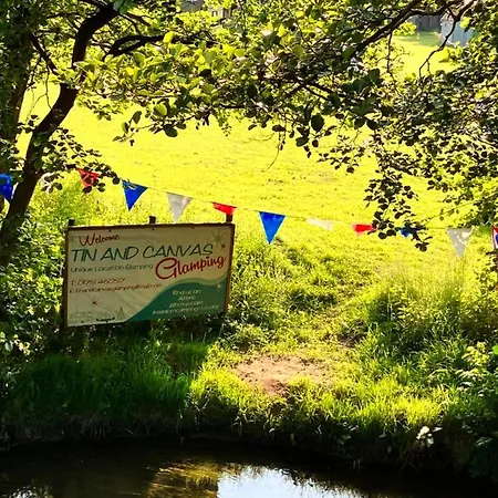 Campsite Romany Bow Gypsy Wagon @ Tin And Canvas Glamping, *